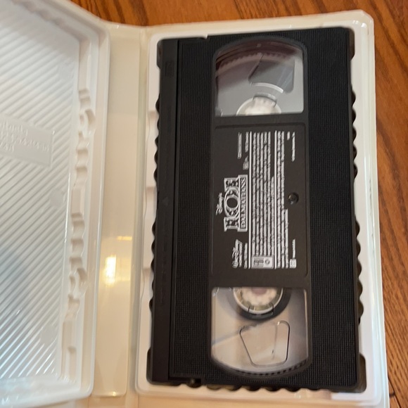 Disney 101 Dalmatians original VHS - Picture 3 of 3